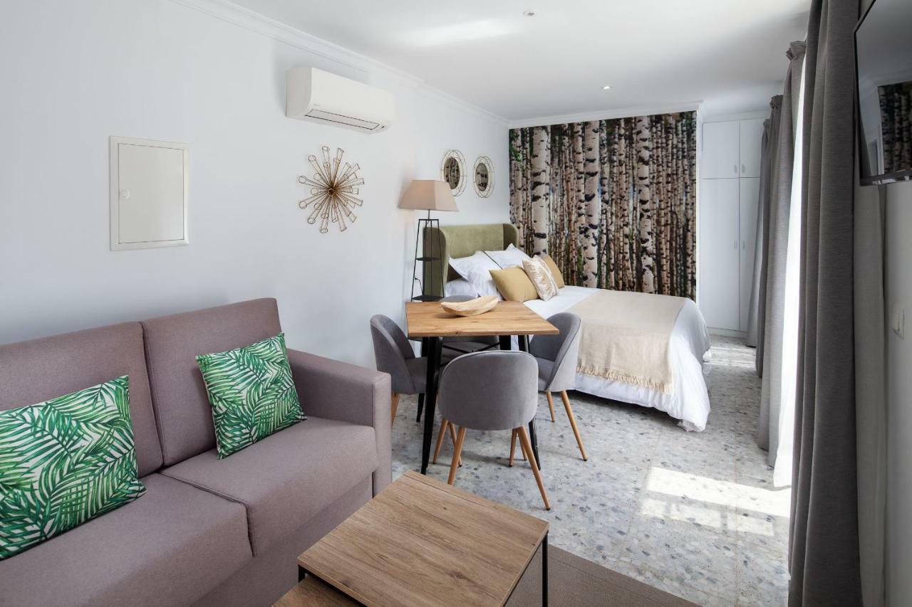 Wanderlust Malaga Apartamentos Atico ภายนอก รูปภาพ
